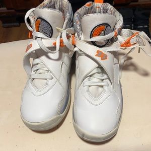 2007 edition Jordan 8 size 6.5